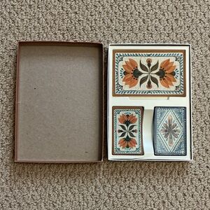 Vintage Hallmark Tan BridgeSet in Gift Box 2 decks of cards and score book